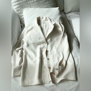Xs - Aritzia freedom shirt, crepette (retail 118)